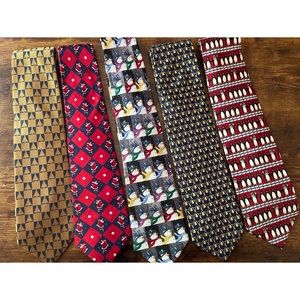 Lot 5 Holiday Neckties